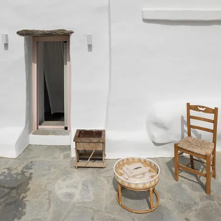 Holiday home Th_eros House